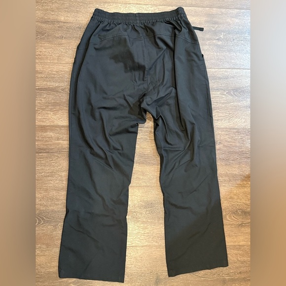 Women’s Healing Hands Black Scrub Pants - Picture 2 of 3